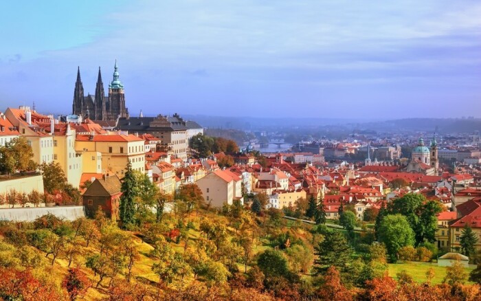 Centrum Prahy pre dvoch v 3* hoteli Dalimil s bufetovými raňajkami na leto