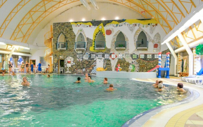 Veľký Meder len 100 m od termálov v apartmánoch Karmon Park s raňajkami