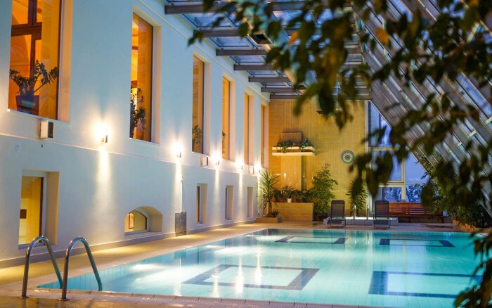 Relaxálás Szombathelyen, Sárvár közelében, a Park Hotel Pelikán ****-ban korlátlan wellnessel és félpanzióval