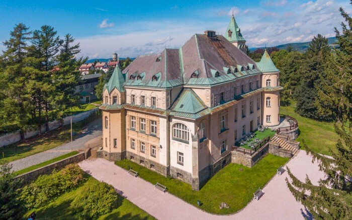 Kramářův zámek - Hotel Větrov ***, Jizerské hory a Krkonoše