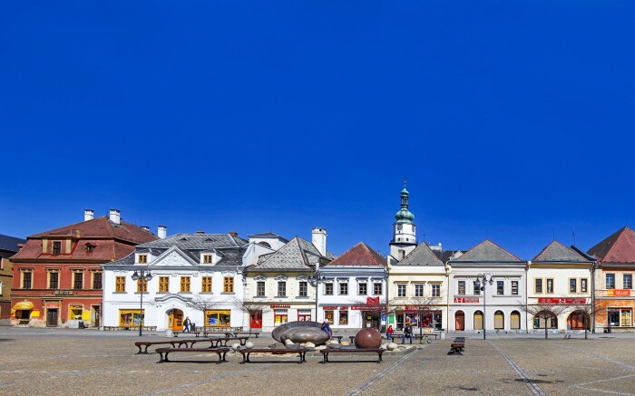 Jesenicko: Centrum Bruntálu v Hotelu Slezan *** se snídaní + vstup do wellness (bazén, vířivka, sauna)