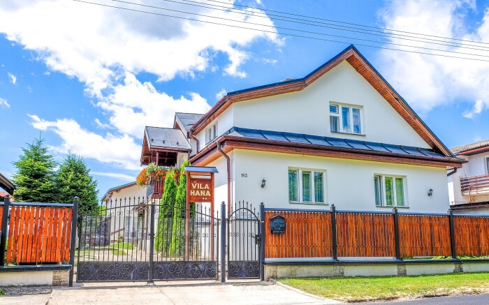 Magas-Tátrai pihenés a Villa Hanaban, reggelivel/félpanzióval és kedvezménnyel az Aquacity Poprádba