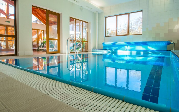 Jeseníky: Zlaté Hory v Hotelu Praděd Thamm *** s neomezeným wellness (bazén, sauny a vířivka) a polopenzí