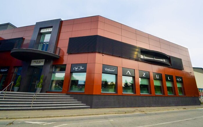 Chránená krajinná oblasť Ponitrie blízko Termálov Malé Bielice: Pobyt v modernom Hoteli AZUL **** s raňajkami