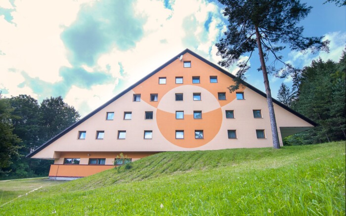 Vysočina: CHKO Žďárské vrchy v Hoteli Svratka *** s raňajkami alebo polpenziou + krytý bazén a bohaté vyžitie