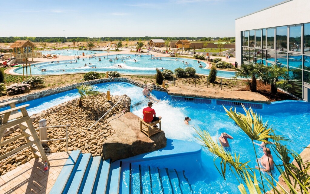  Tropical Islands Resort Prémium szoba - pihenés reggelivel és korlátlan belépéssel a trópusi aquaparkba akciós termékkép 1