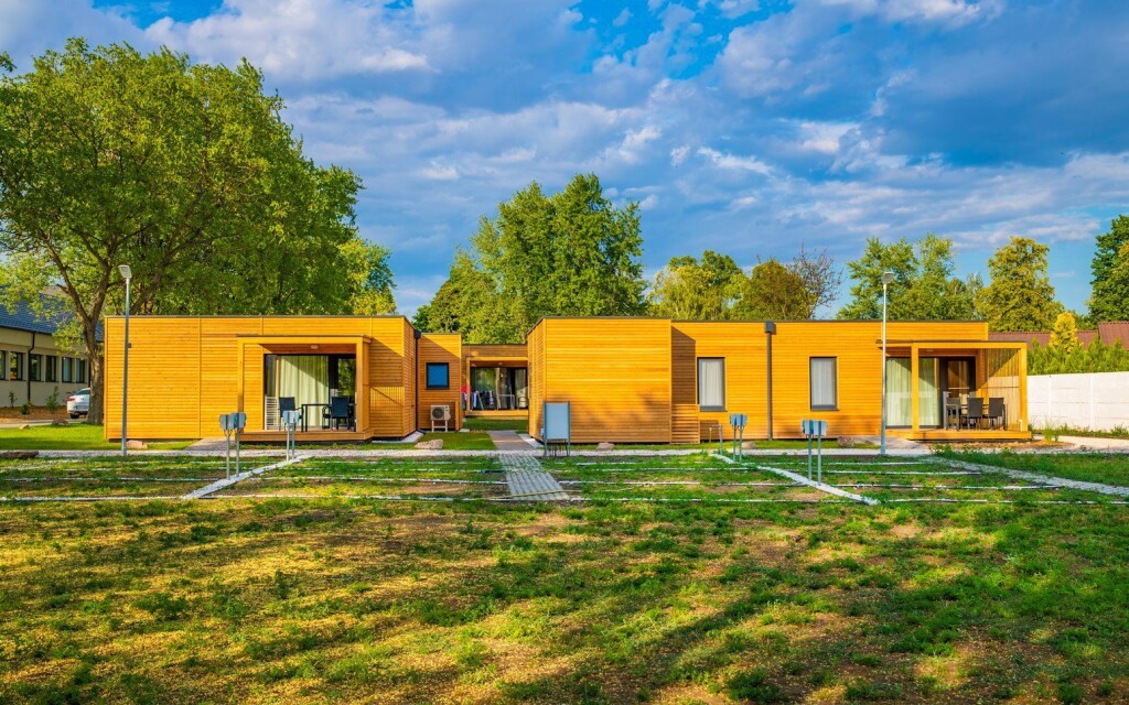  Mezőkövesd: Családi pihenés egy 5 fős faházban a Zsóry Liget Camping & Resort ****-ban, kedvezménnyel akciós termékkép 1