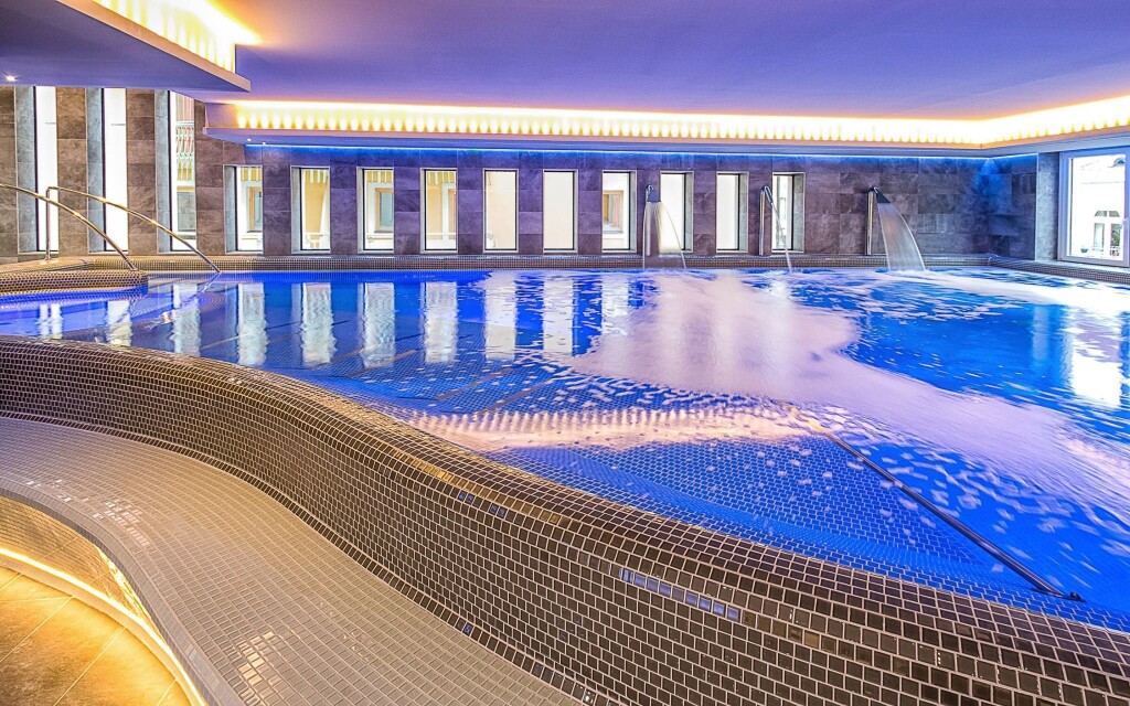 Bazén v Bonvital Wellness & Gastro Hotelu **** Maďarsko