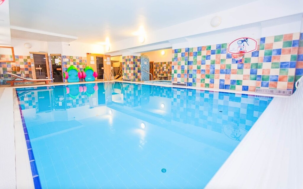 Luxusné wellness, bazén, Boutique Hotel Szárcsa, Maďarsko