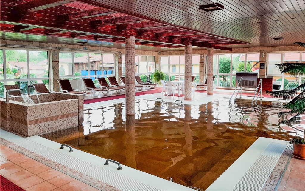 Ligetalja Termál Hotel *** je spojen s termály