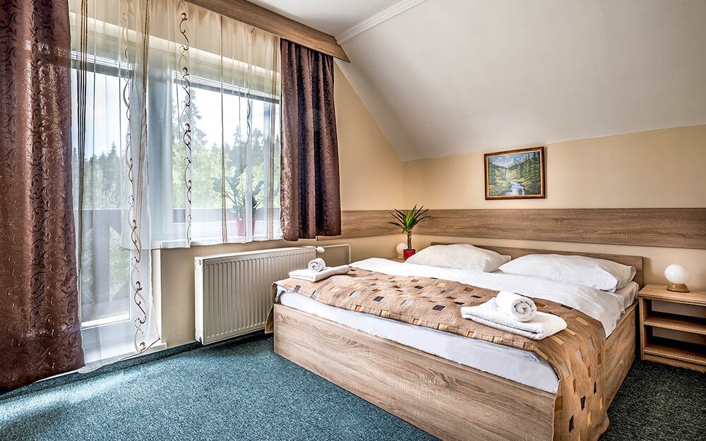 Izba, Chata Orešnica, Račkova dolina