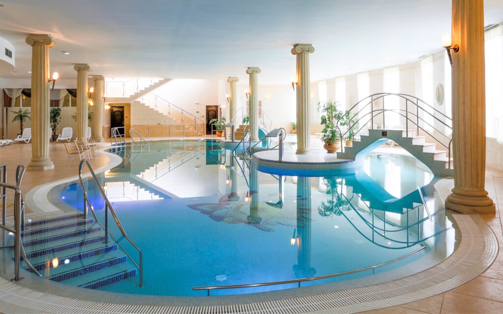 Wellness centrum, Spa Resort komplex Bristol Group ****