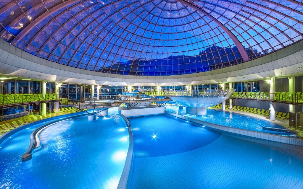 Termální bazény, Hotel Thermana Park Laško ****, Slovinsko
