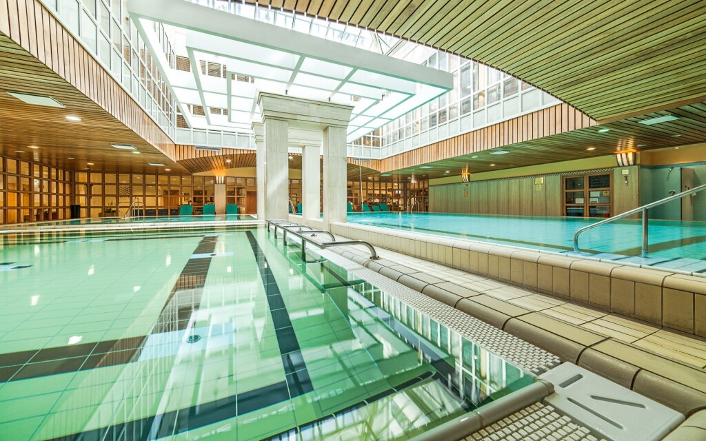 Bazény s termální vodou v hotelovém Aronia Spa