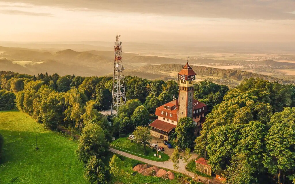 Hotel Vyhlídka, Lomnice nad Popelkou