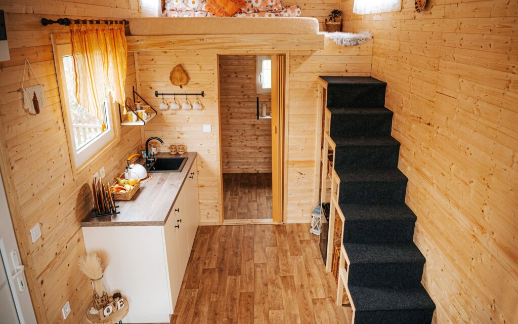  Bélai-Tátra: Glamping élmények a 'Kis darab édenkert' Tiny House-ban, reggeliző kosárral termék 2. képe