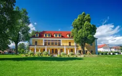 Kaštieľ Lučivná ***, Slovensko