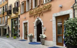 Hotel Antico Borgo ****, Riva del Garda, Itálie