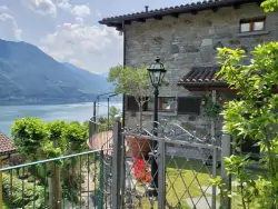 Kameň dom pri jazere, Parco San Marco Hotels & Beach Resort ****, Cima di Porlezza (CO), Taliansko