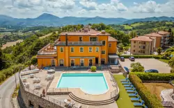 Hotel Fortebraccio, Montone, Taliansko