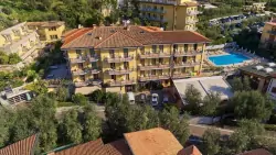 Hotelový komplex, Hotel Florida ***, Limone (BS), Itálie
