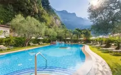 Bazén, Hotel Continental - Tonelli Hotels ****, Nago-Torbole TN, Itálie 