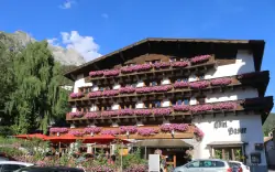 Berghotel Basur ****, Flirsch, Tyrolsko, Rakousko