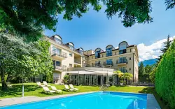 Pohled zvenčí, Hotel Villa Laurus ***, Meran, Itálie