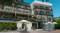 Wellness hotel Riva del Sole ****, Moniga del Garda (BS), Itálie