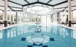 Vnitřní bazén, Burghotel, Neukirchen beim Heiligen Blut, Německo