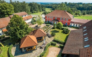 Farma Nová Amerika, Kuks, Podkrkonošie