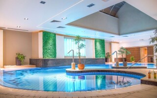 Bohaté wellness s bazény, Hotel Palace ****, Hévíz