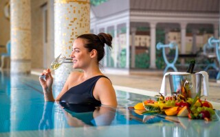 Bazén v Esplanade Spa & Golf Resortu *****