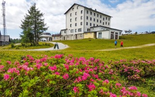 Hotel Berghof *** Tauplitzalm u stanice lanovky