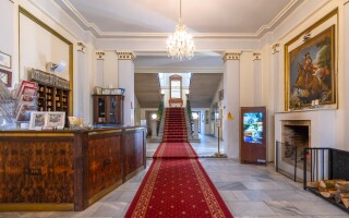 Mojmírovce Kastélyszálló ****, Ürmény, Szlovákia