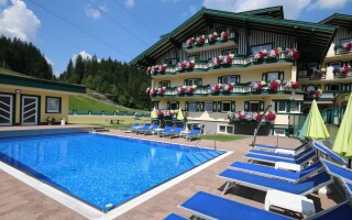 Hotel Unterberghof **** stojí v rakúskych Alpách