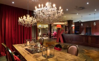 Reštaurácia, Elaya Hotel Steinplatte ****, Tirolsko