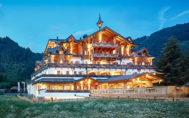 Rakúske Alpy v Hoteli Grossarler Hof ****s s neobmedzeným wellness a fitness + gurmánska polpenzia
