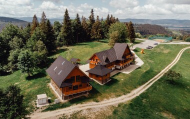 NP Veľká Fatra pri Turčianskych Tepliciach: Penzión Kráľov dvor s polpenziou a wellness (vírivka, 3 sauny)