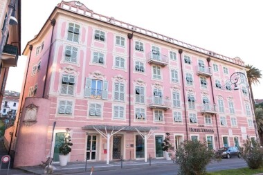 Nyaralás a Ligur-tenger partján az Europa Hotel Design Spa 1877 ****-ben reggelivel vagy félpanzióval