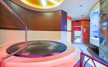 Vaše starosti odplávajú v hotelovom wellness, Hotel Magnus