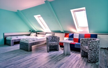 Izby sú pohodlne zariadené, Hotel N, Znojmo