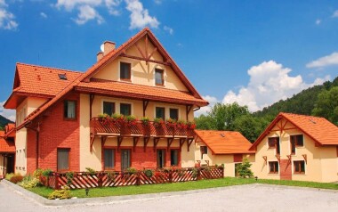 Penzion pod Vlkolíncom nabízí ubytování blízko skanzenu