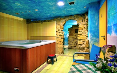 Wellness s privátní vířivkou