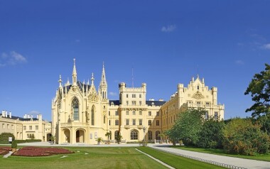 Lednický zámok je na zozname pamiatok UNESCO oprávnene