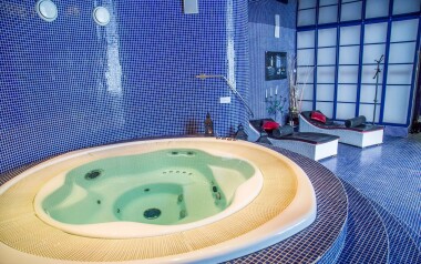 Vířivka ve wellness, Golf Hotel Morris, Mariánské Lázně