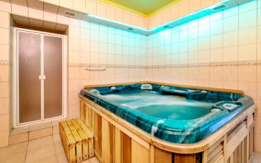 Wellness s vířivkou, Hotel Satelit ***, Piešťany