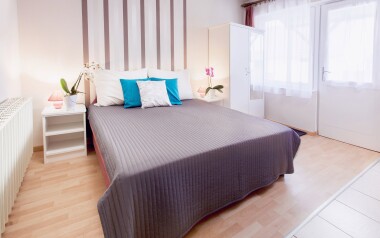 Ubytováni budete ve stylových pokojích Apartmánu Szanyi, Bük