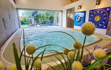 Pobyt vám zpříjemní wellness s vířivkami v hotelu