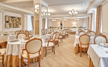 Restaurace The Royal Leaf se sezónním á la carte menu